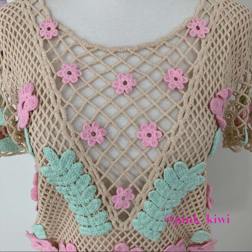 Wildfox Bloom Edita Crochet Top - Picture 4 of 17